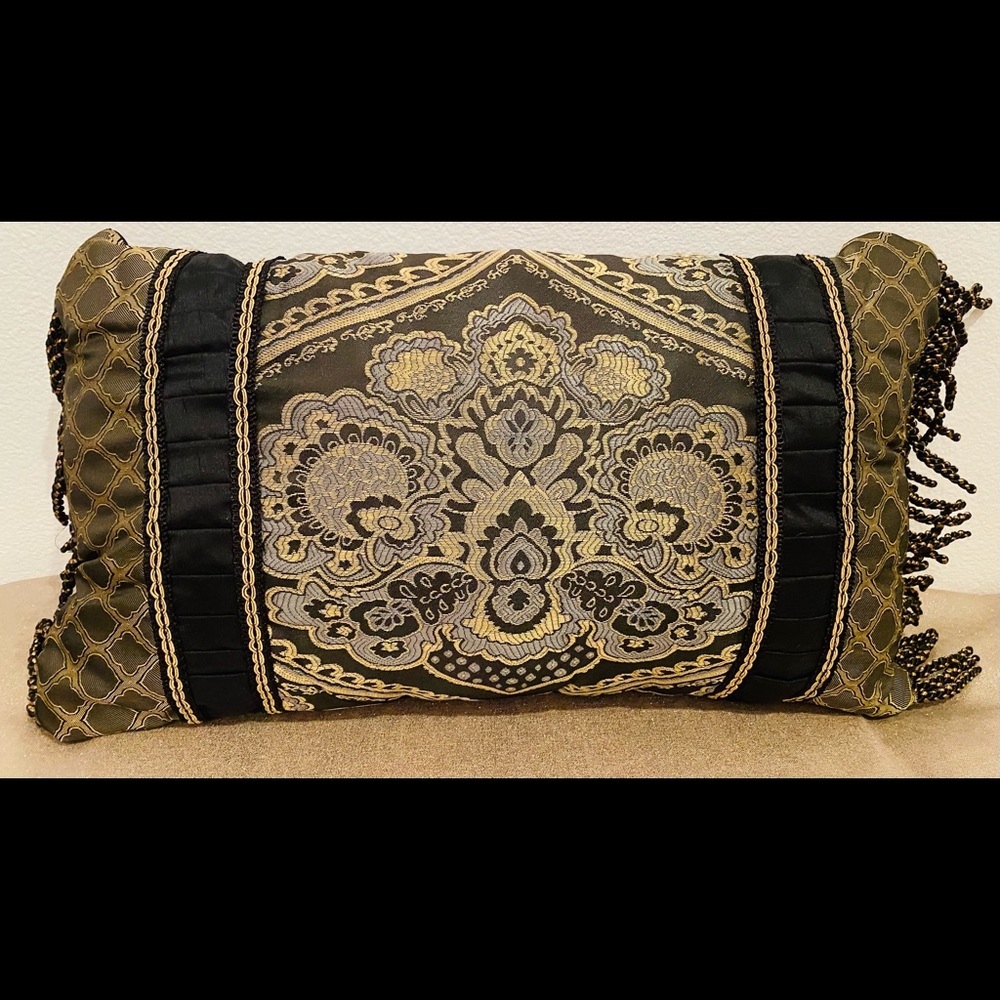 Decorative Pillow By Royal Velvet - Picture 8 of 15